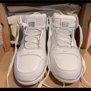 Vintage Air Zoom Generation Low 8.5 Men’s Lebron